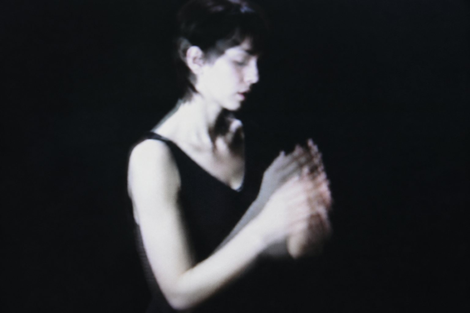 Ira Hadžić with gongs, Linda Havenstein installation and DJ sets at OHM