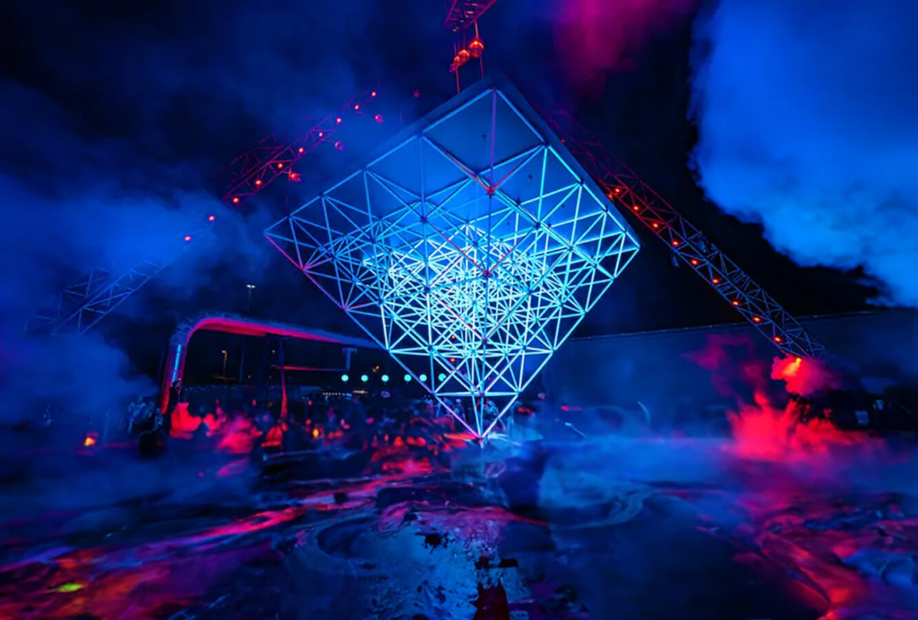 The Mesmerizing STALACTITE at Dark Matter: Robag Wruhme