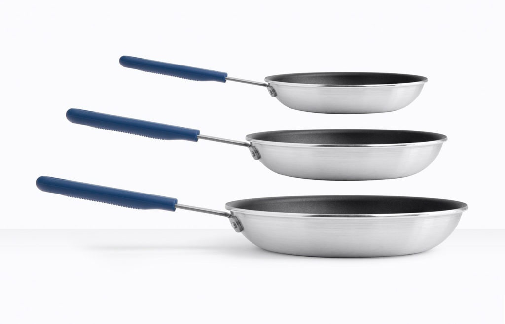The Misen Nonstick pan